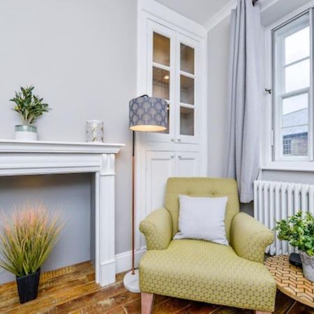 Victorian Townhouse - Stamford Centre - 2 Big Bedrooms, Living Room Kitchen Etc Tastefully Decorated Exterior foto
